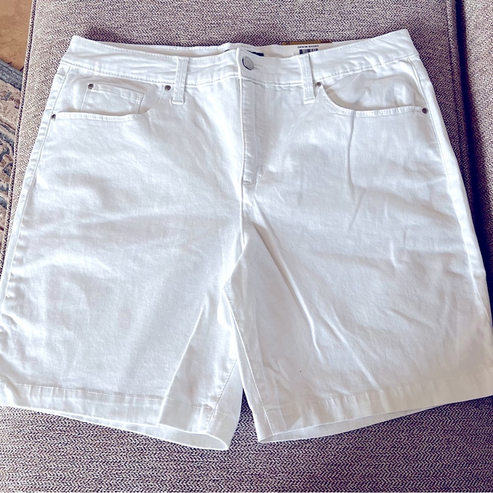 COPY - Shorts Size‎ 14 NWT